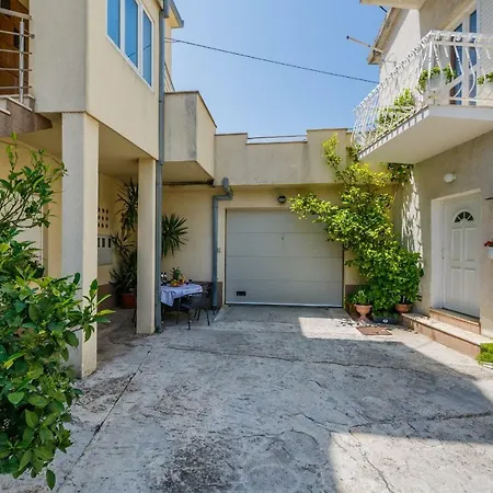 Apartments Sea Star Kastela Exterior photo