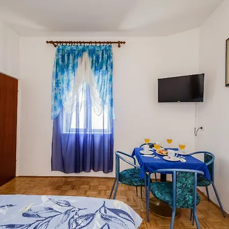 Apartments Sea Star Kastela Exterior photo